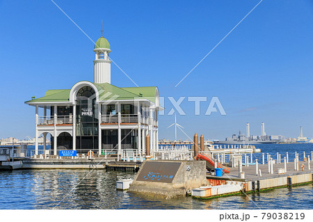 横浜_ぷかりさん橋 79038219