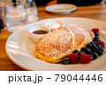 フルーツとパンケーキ 79044446