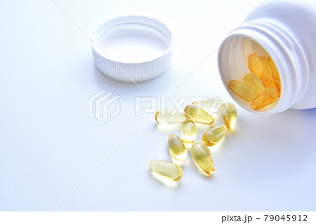 サプリメント 健康志向 健康イメージ サプリメント 健康志向 健康イメージ 79045912