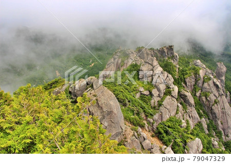 瑞牆山山頂からの眺め 79047329
