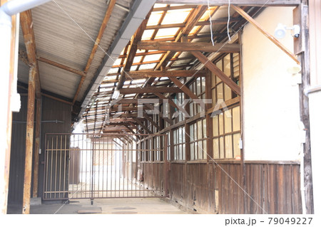 岡山県玉野市の古くて、とても美しい建物 79049227