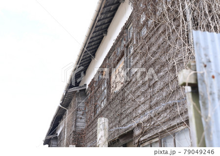岡山県玉野市の古くて、とても美しい建物 79049246