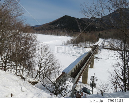 かなやま湖　南富良野町　北海道 79051854