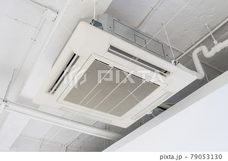 Cassette type air condition with lighting and fire protection system installation on ceiling. 79053130