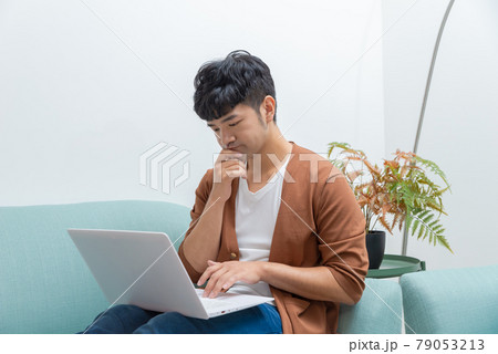 男 男の人 男性 79053213