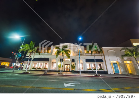 Elegant buildings in Rodeo Drive 79057897