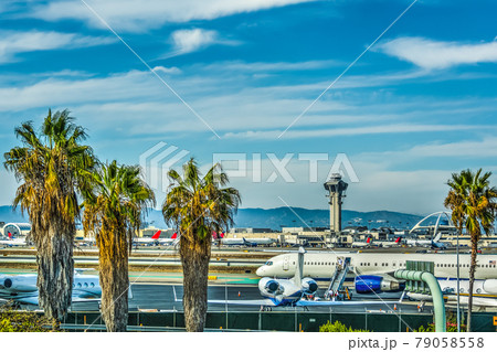 Los Angeles International Airport apron 79058558