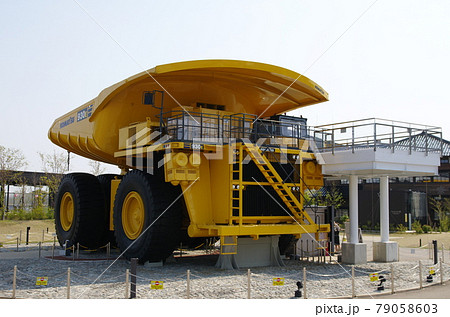 大型ダンプトラック(石川県/小松駅前) 大型ダンプトラック(石川県/小松駅前) 79058603