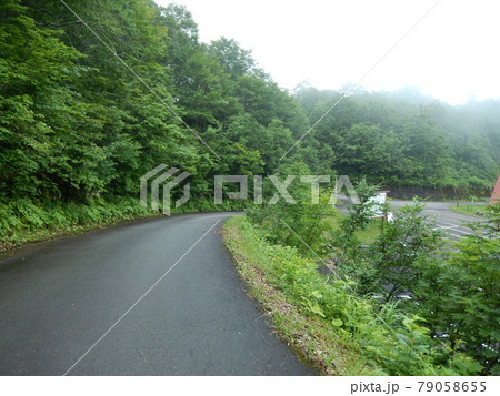 天生峠山小屋前 天生峠山小屋前 79058655