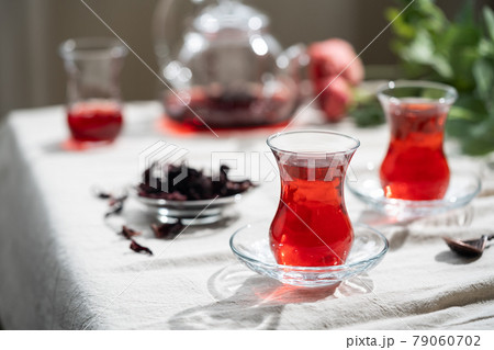 Hot red karkade tea 79060702