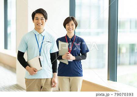 介護イメージ 介護士 介護スタッフ ■撮影協力「LINK FOREST」 介護イメージ 介護士 介護スタッフ ■撮影協力「LINK FOREST」 79070393