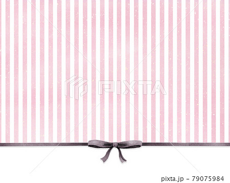 細ストライプの下に黒リボンをかけた背景 ピンクと白のイラスト素材
