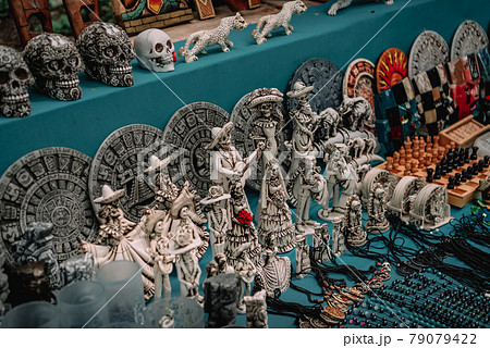 Ancient Mexican-themed souvenir shop at a tourist spot. 79079422