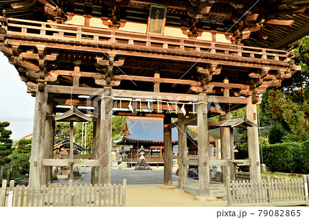 苗村神社 楼門 【滋賀県蒲生郡竜王町】 苗村神社 楼門 【滋賀県蒲生郡竜王町】 79082865