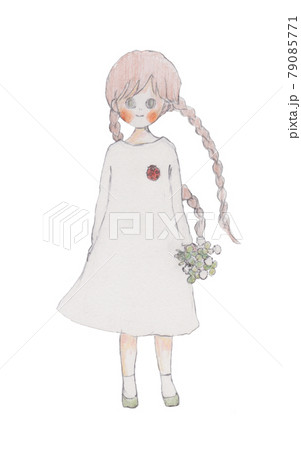 手描きイラストてんとう虫のブローチをつけた白い服着たみつあみの女の子のイラスト素材