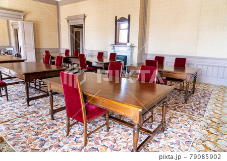 鳥取県鳥取市　春の白亜の洋館　仁風閣の内部 79085902