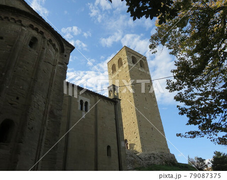 Ancient church 79087375