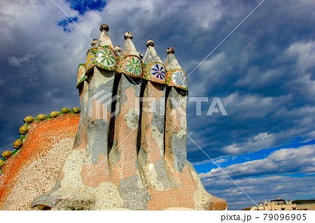 スペイン　バルセロナ　ガウディ　カサ・バトリョ 79096905