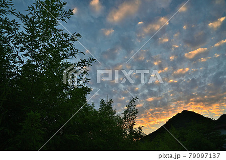 夕焼 79097137