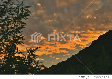 夕焼 79097171