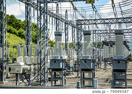 高圧変電所 79099387