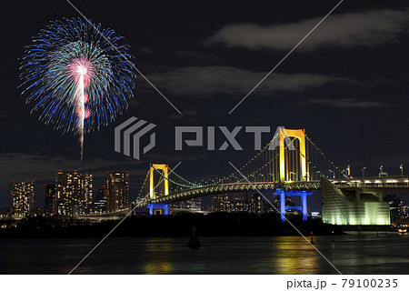 【東京都】お台場の花火大会のイメージ 79100235