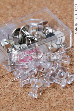 画びょう、がびょう,針, 刺す, 文具, 文房具, オフィス, 事務用品 79101771