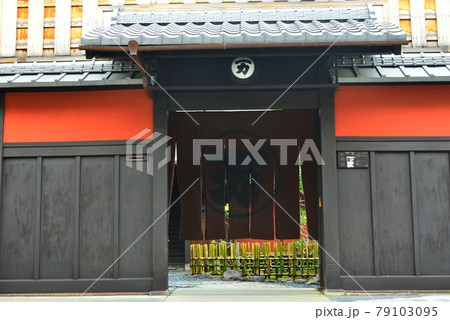 京都の暖簾　Shop curtain in Kyoto 79103095