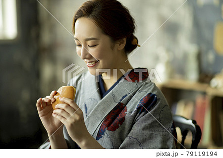 着物　ライフスタイル　紬　小紋 79119194