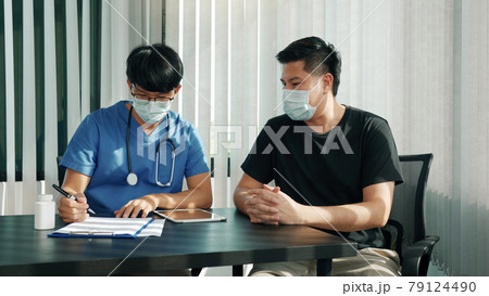 Doctor is explaining the treatment about the possible treatment of patients in the future. Doctor is explaining the treatment about the possible treatment of patients in the future. 79124490