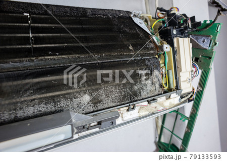 dirty air conditioner 79133593