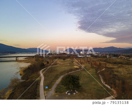 風景 湖 川 79135138