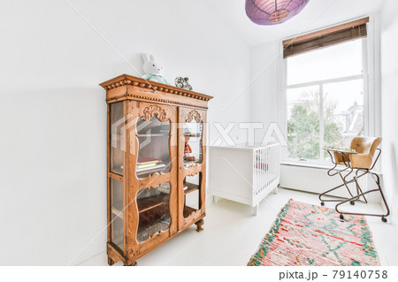 Spacious room design 79140758