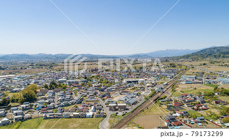 ［福島県］国見町の町並みの空撮 79173299
