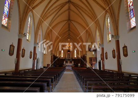 南太平洋メラネシアのニューカレドニア　首都ヌメアのサンジョセフ大聖堂 79175099