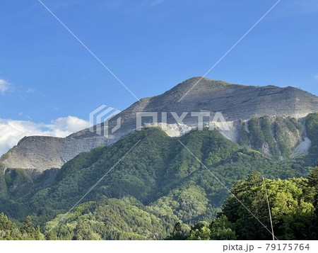 日本二百名山 秩父の武甲山 日本二百名山 秩父の武甲山 79175764