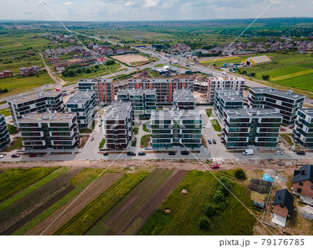overhead view of construction site apartments building overhead view of construction site apartments building 79176785