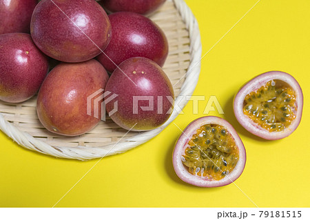 パッションフルーツ 79181515