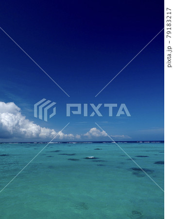 下地島　17エンドの海 79183217