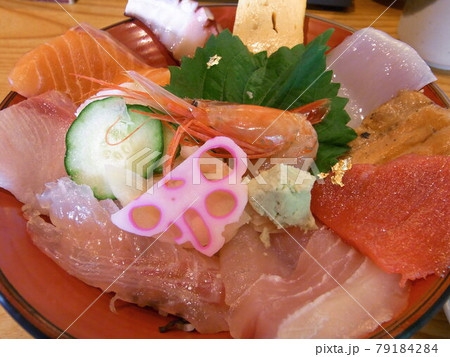 金沢の海鮮丼 79184284