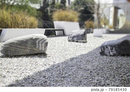 Minimal outdoors garden white color exterior Minimal outdoors garden white color exterior 79185430