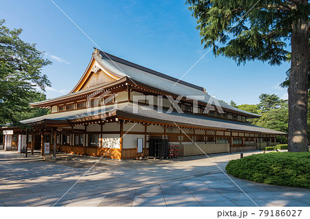 靖国神社の本殿 79186027