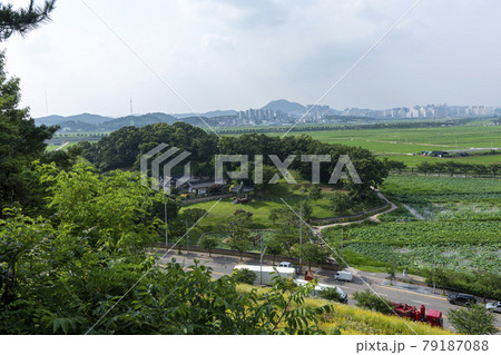 風景 池 グァンゴクジ 79187088