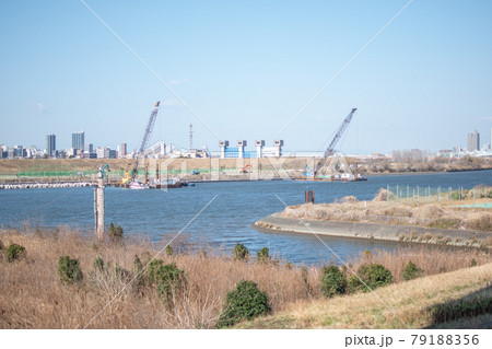 荒川土手／埼玉県川口市領家 79188356