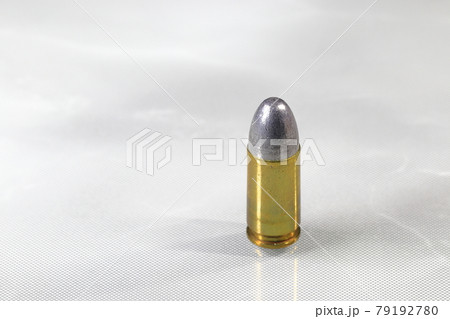 close up bullet 9mm parabellum LRN ( lead round nose ) isolate on white background 79192780