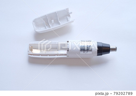 電動鼻毛カッターの電池交換 電動鼻毛カッターの電池交換 79202789