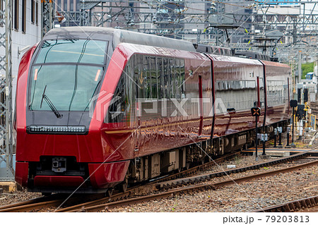 米野車庫へ回送される近鉄特急ひのとり 79203813