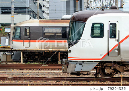 名古屋市 名古屋車両区に停車中のJR東海HC85系ハイブリッド車 名古屋市 名古屋車両区に停車中のJR東海HC85系ハイブリッド車 79204326