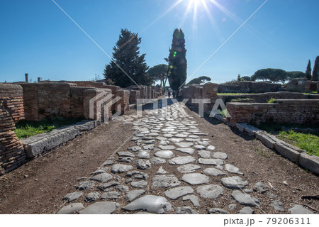 古代ローマの港町　オスティアアンティカ 79206311