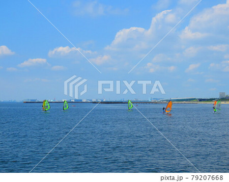 ウインドサーフィン 79207668